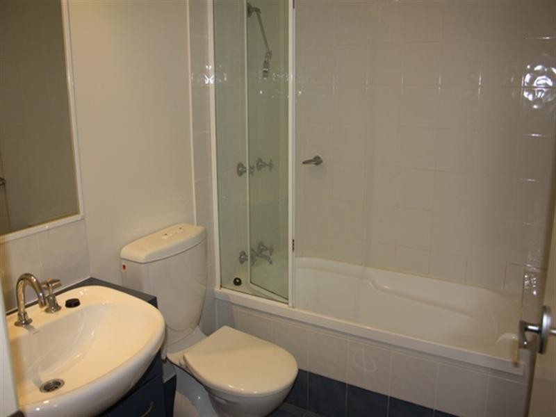 3/177 Macquarie Street, St Lucia QLD 4067