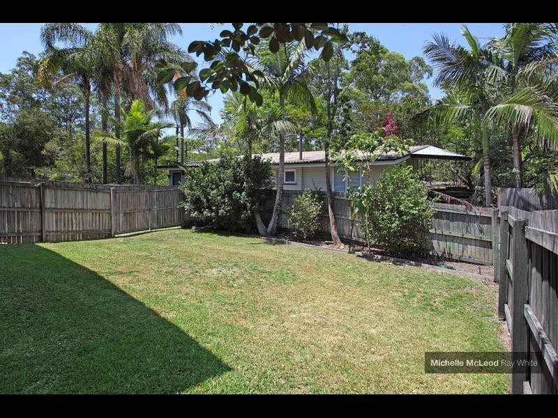 36 Brookfield Road, Kenmore QLD 4069