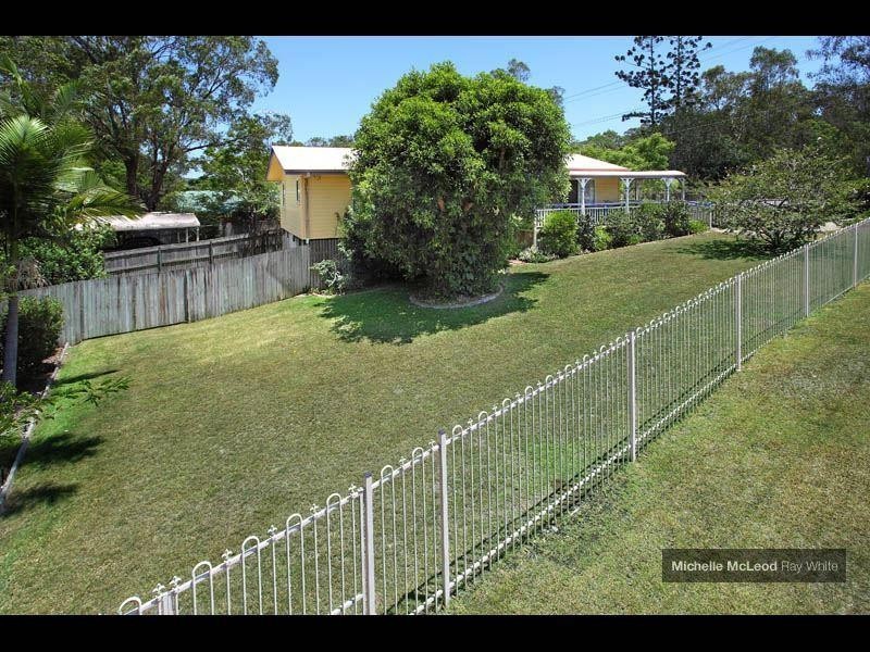 36 Brookfield Road, Kenmore QLD 4069