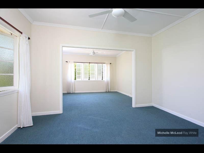 40 Brookfield Road, Kenmore QLD 4069