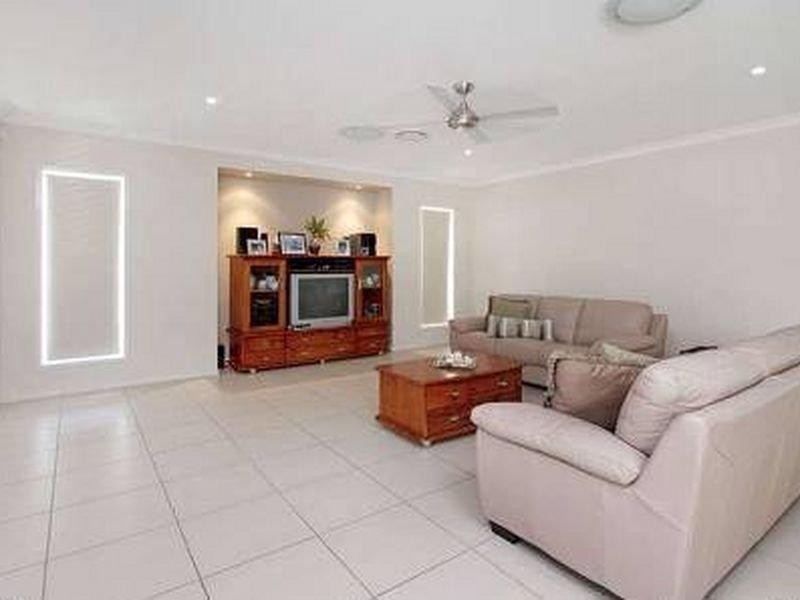 19 Greygum Place, Anstead QLD 4070