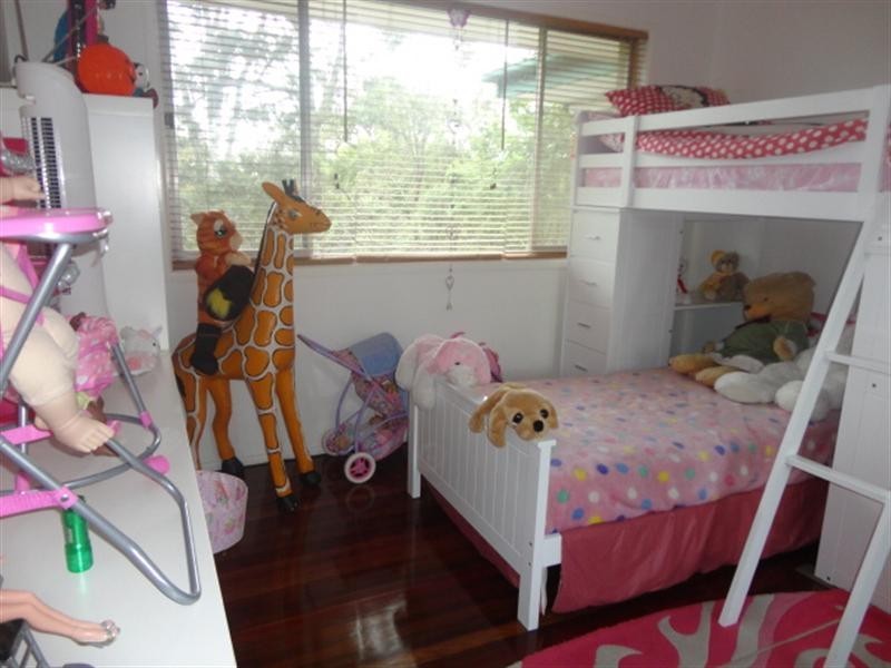 23 Marland Street, Kenmore QLD 4069