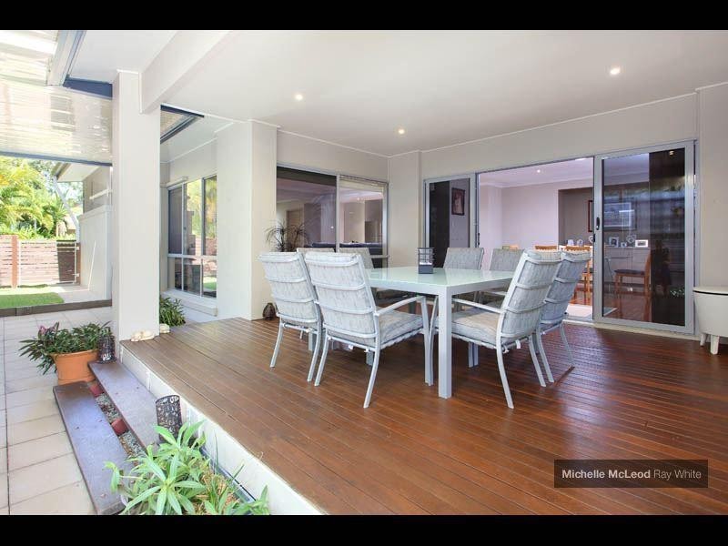 25 Lomandra Place, Chapel Hill QLD 4069