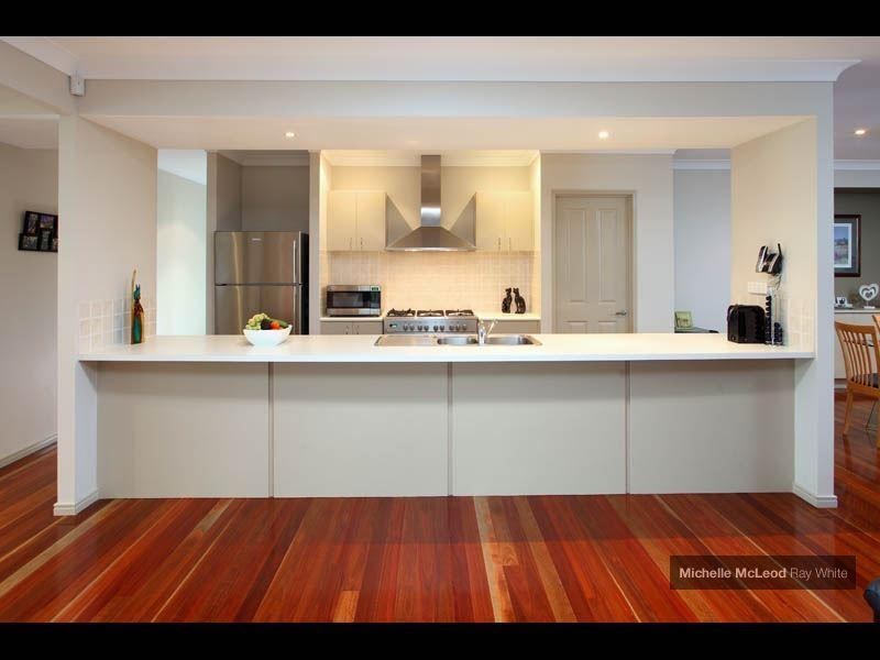 25 Lomandra Place, Chapel Hill QLD 4069