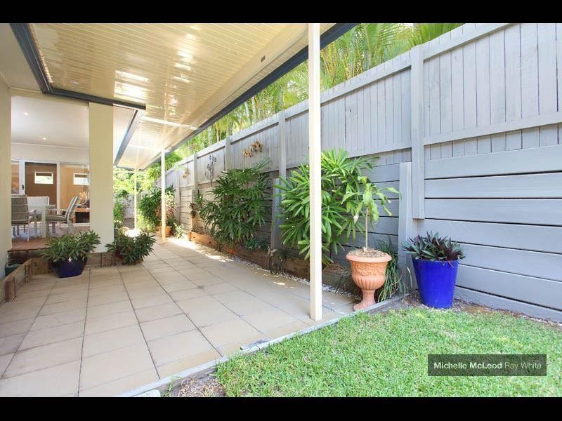 25 Lomandra Place, Chapel Hill QLD 4069