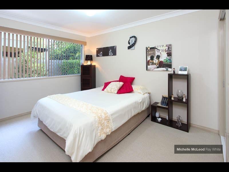 25 Lomandra Place, Chapel Hill QLD 4069