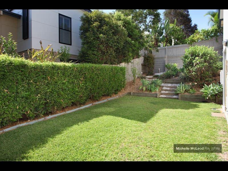 25 Lomandra Place, Chapel Hill QLD 4069