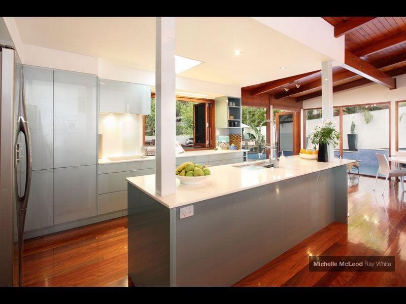 18 Marmindie Street, Chapel Hill QLD 4069