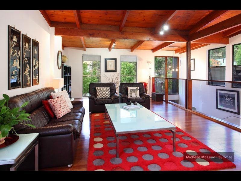 18 Marmindie Street, Chapel Hill QLD 4069