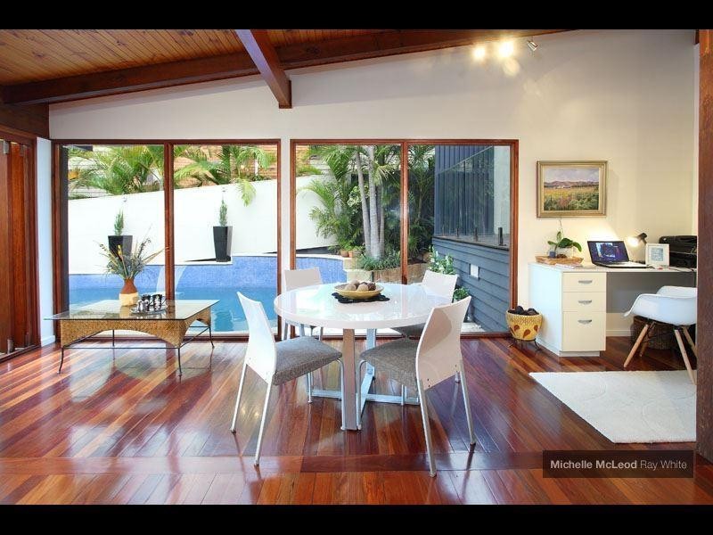 18 Marmindie Street, Chapel Hill QLD 4069