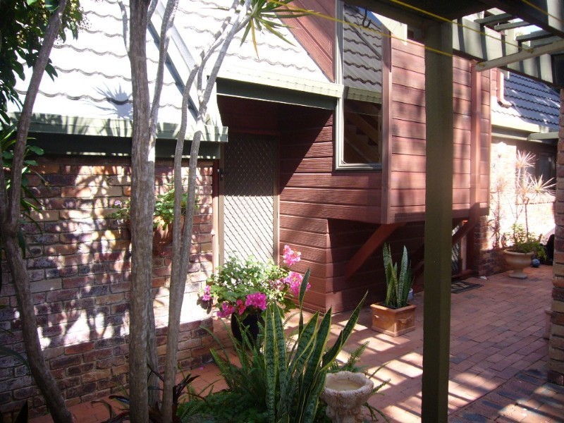 179 Arrabri Avenue, Mount Ommaney QLD 4074