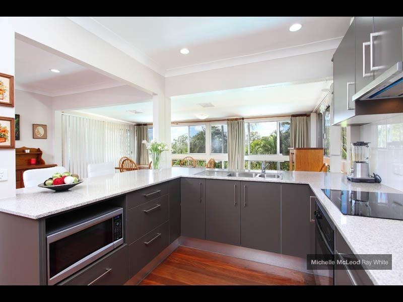 16 Crotty Street, Indooroopilly QLD 4068