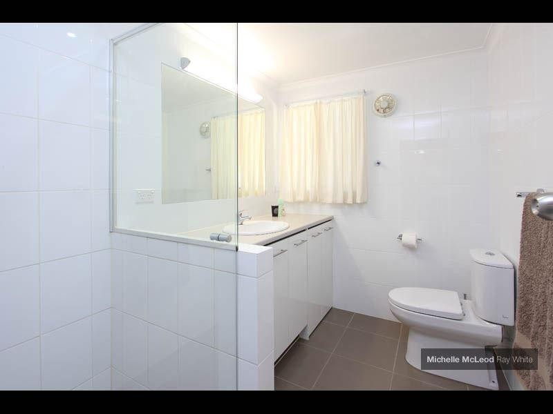 16 Crotty Street, Indooroopilly QLD 4068