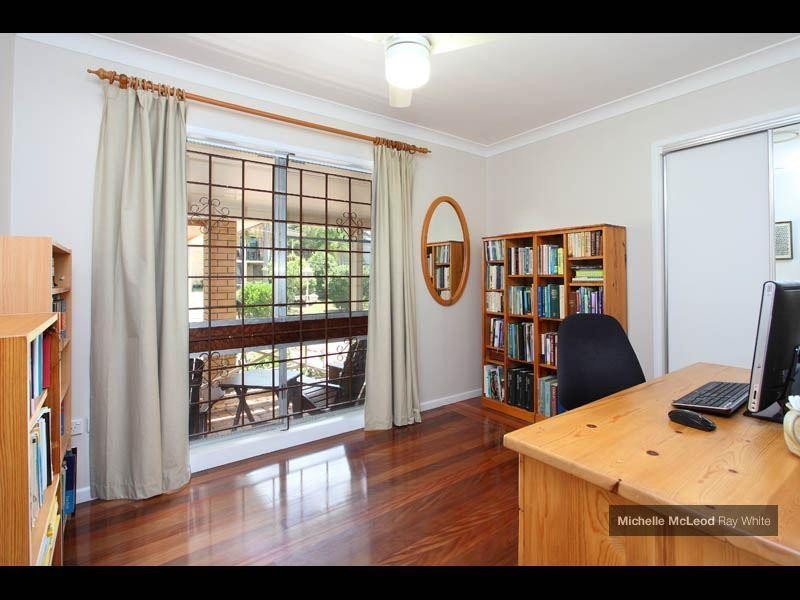 16 Crotty Street, Indooroopilly QLD 4068