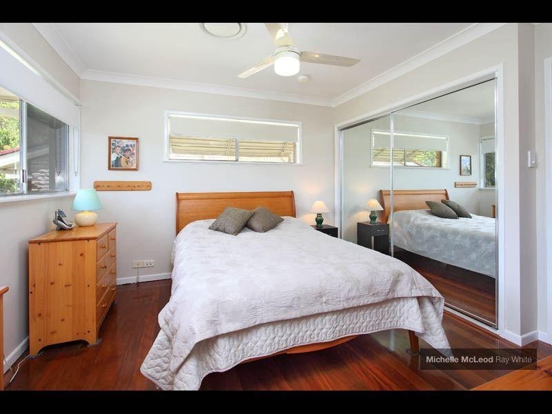 16 Crotty Street, Indooroopilly QLD 4068