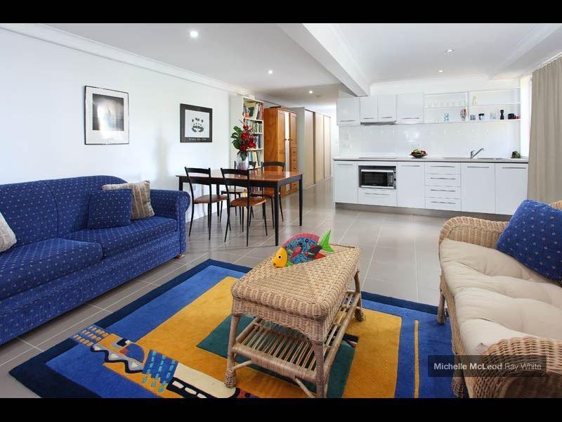 16 Crotty Street, Indooroopilly QLD 4068