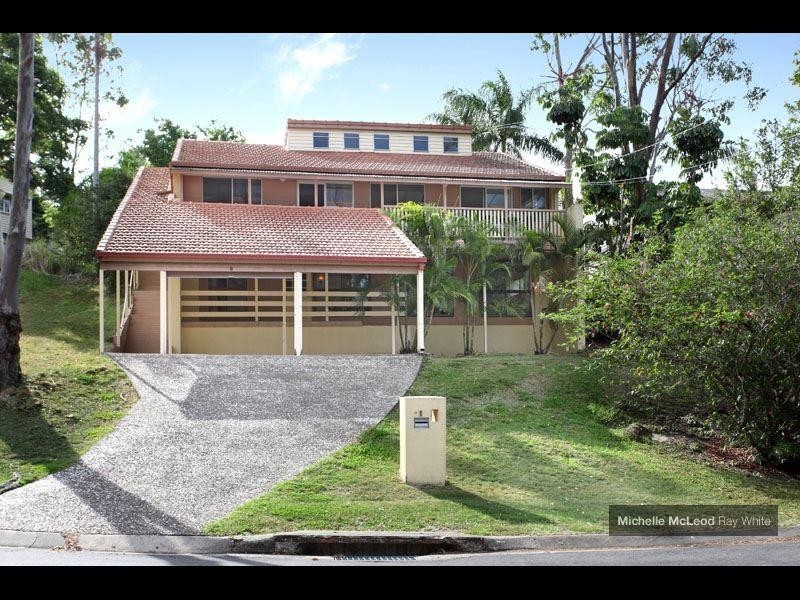 1 Kim Street, Chapel Hill QLD 4069