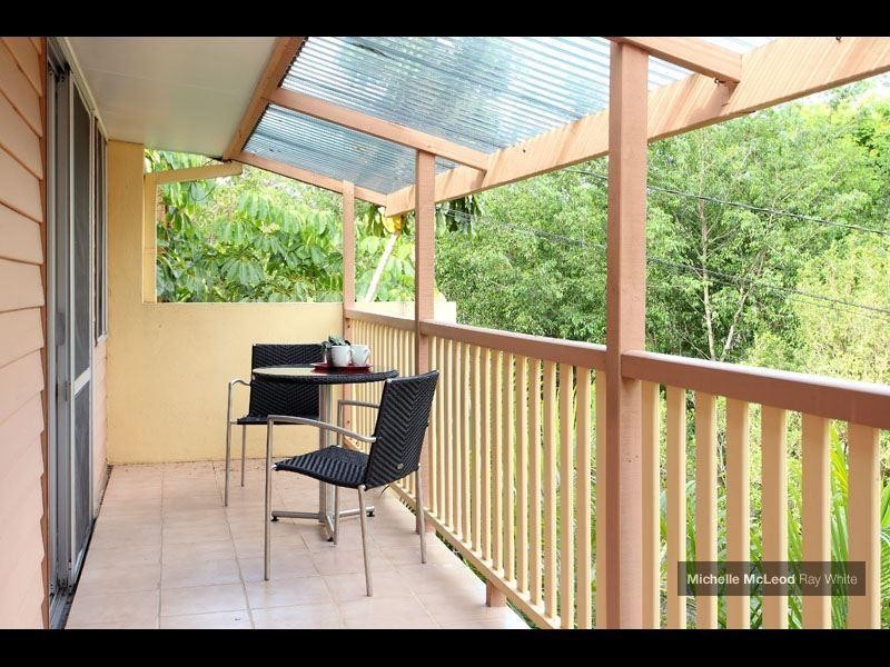 1 Kim Street, Chapel Hill QLD 4069