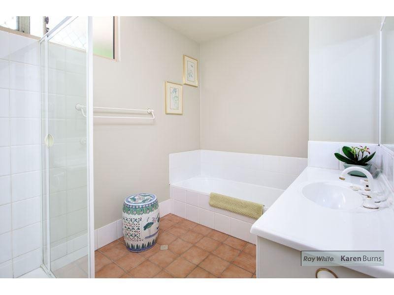 33A Chapel Hill Road, Chapel Hill QLD 4069