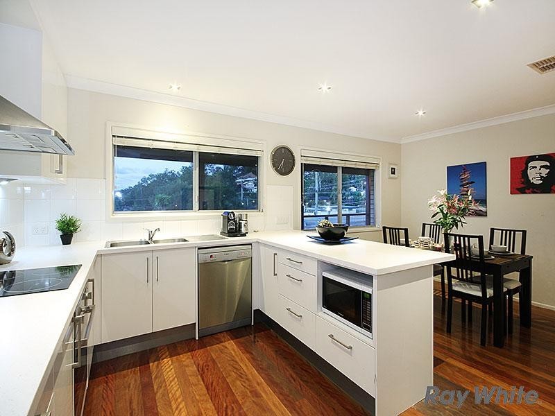 5 Jeetho Street, Jindalee QLD 4074