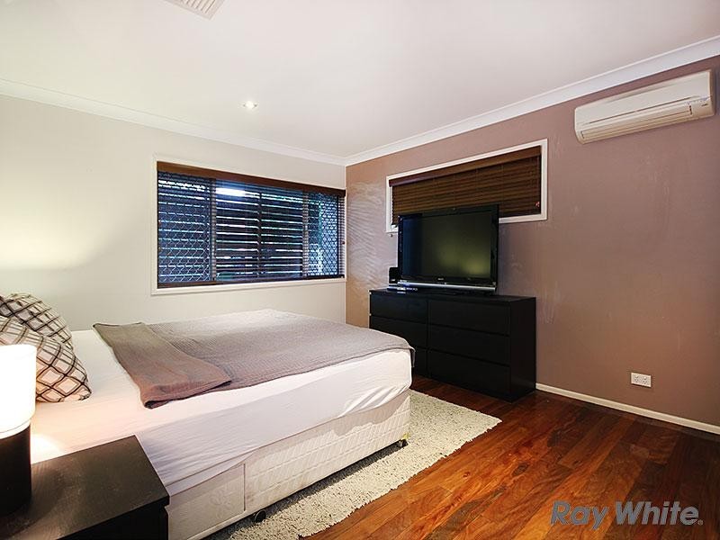 5 Jeetho Street, Jindalee QLD 4074