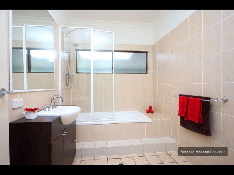 56 Warburton Street, Bardon QLD 4065