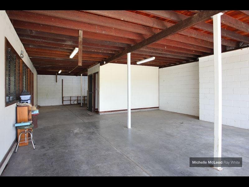 113 Burbong Street, Chapel Hill QLD 4069