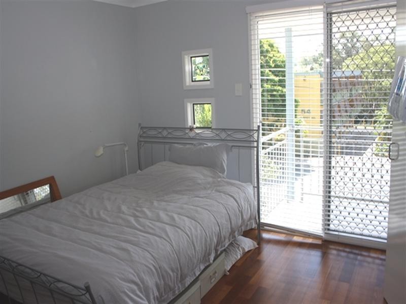 59 Lambert Road, Indooroopilly QLD 4068