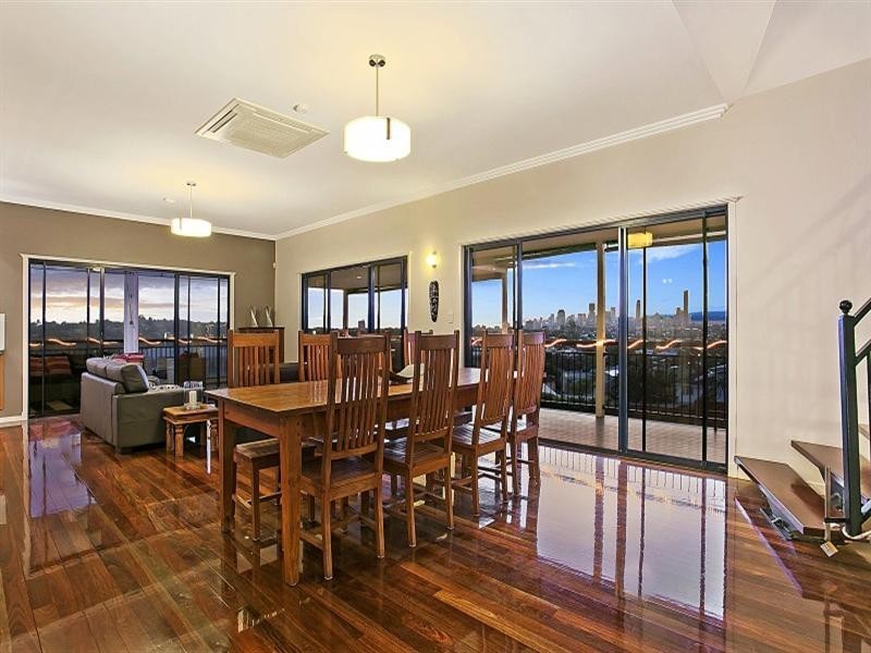 39 Victoria Street, Balmoral QLD 4171