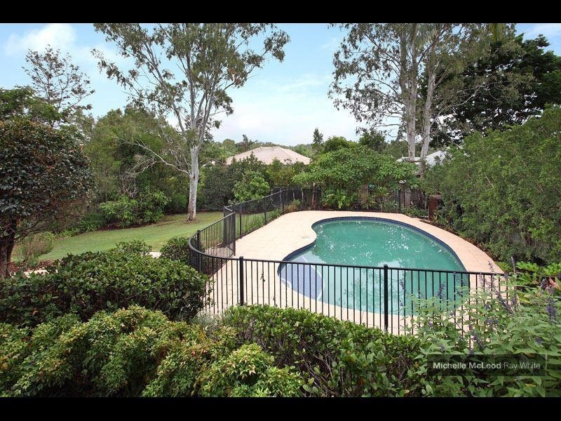 21 Tangy Street, Brookfield QLD 4069