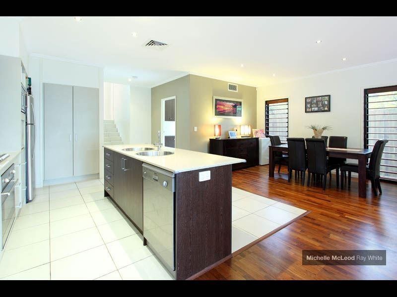 41 Chapman Street, Chapel Hill QLD 4069