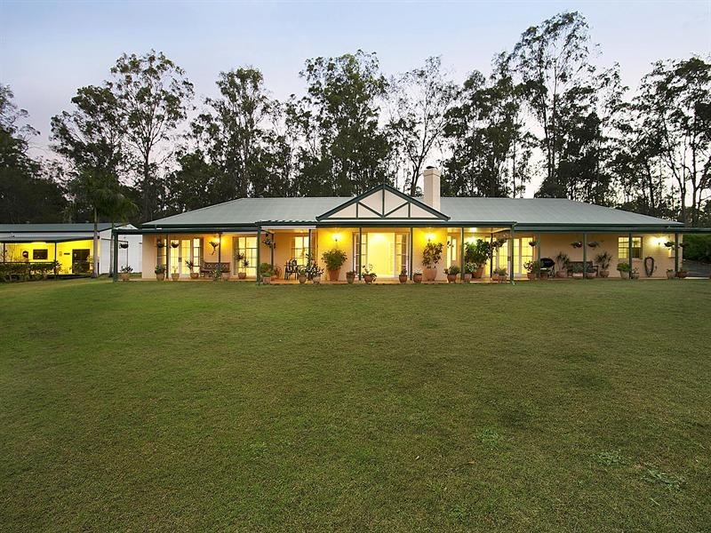 88 Riversleigh Road, Bellbowrie QLD 4070