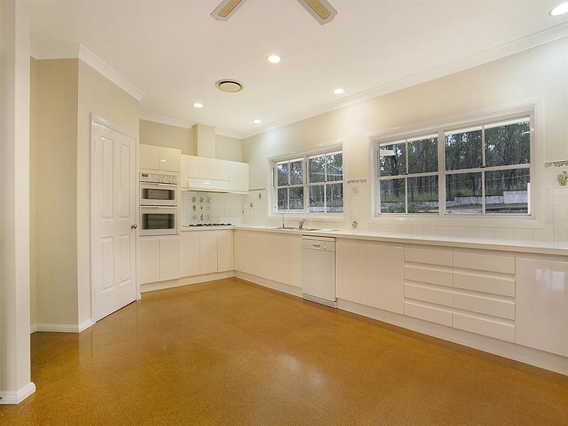 88 Riversleigh Road, Bellbowrie QLD 4070