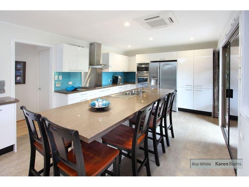 10 Ardell Street, Kenmore QLD 4069