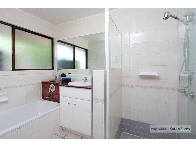 10 Ardell Street, Kenmore QLD 4069