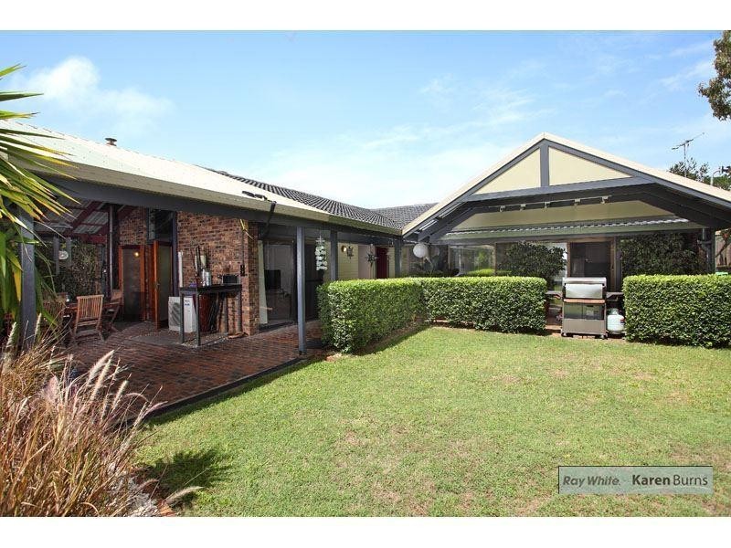 10 Ardell Street, Kenmore QLD 4069