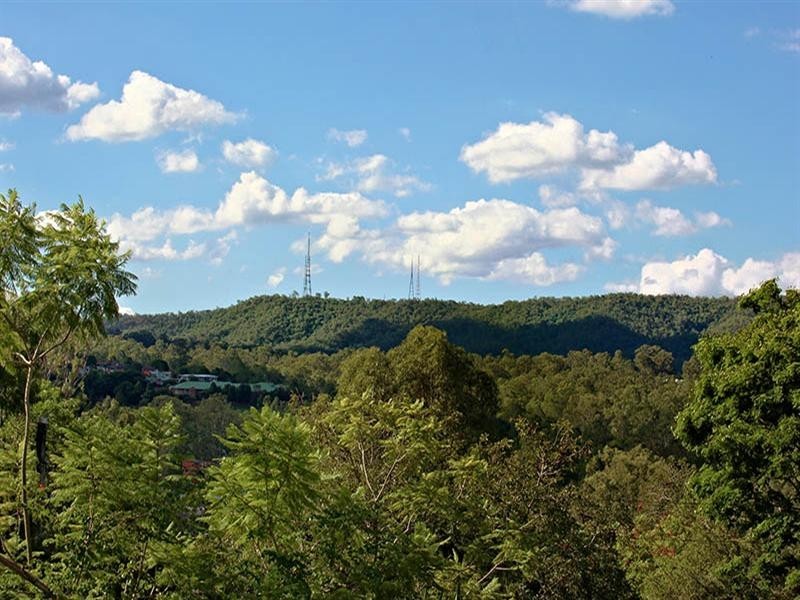 39a Aberfeldy Street, Kenmore QLD 4069