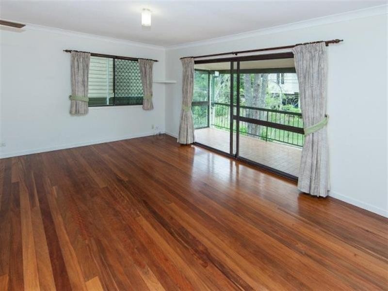 25 Rosewood Street, Bardon QLD 4065