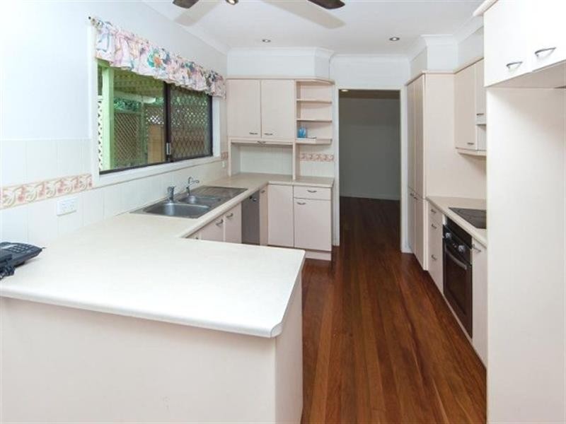 25 Rosewood Street, Bardon QLD 4065