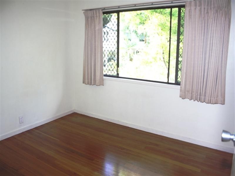 25 Rosewood Street, Bardon QLD 4065