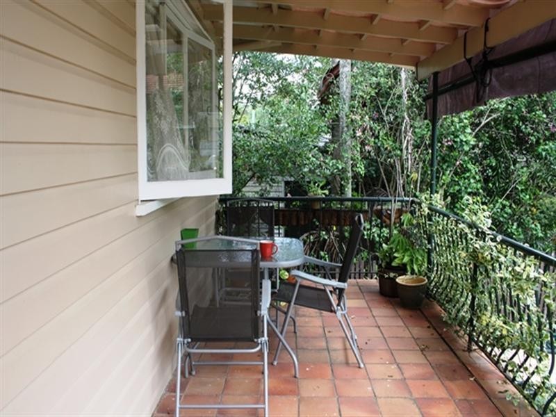 19 Coverdale Street, Indooroopilly QLD 4068