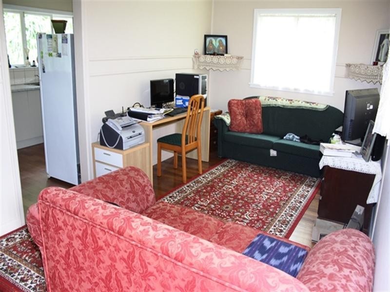 19 Coverdale Street, Indooroopilly QLD 4068