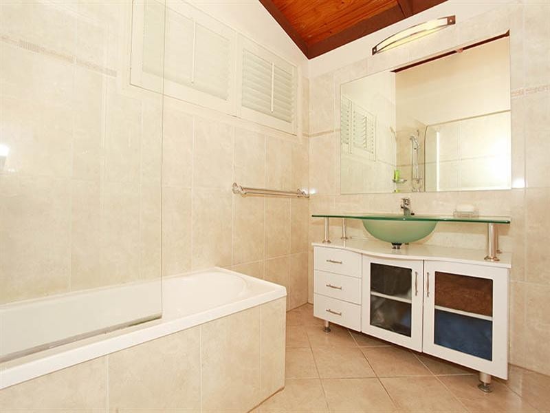 244 Jesmond Road, Fig Tree Pocket QLD 4069