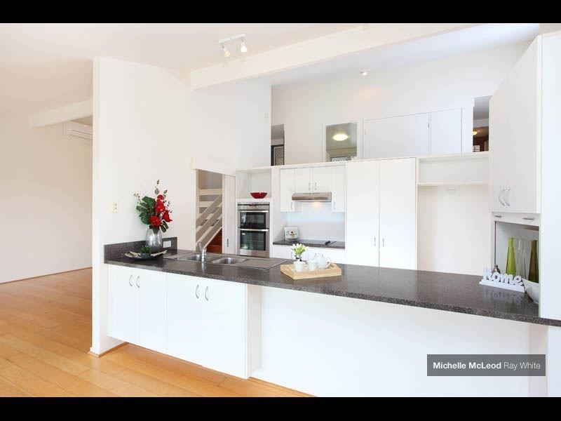 56 Bielby Road, Chapel Hill QLD 4069