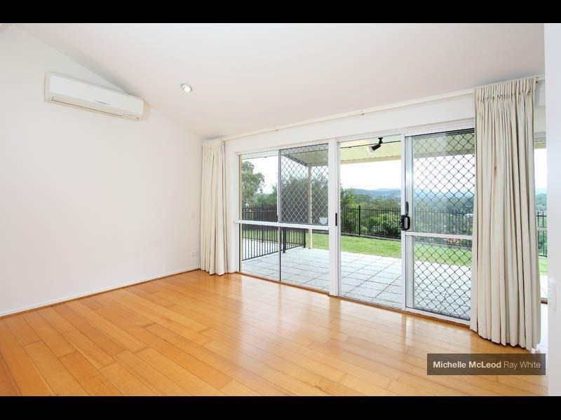 56 Bielby Road, Chapel Hill QLD 4069