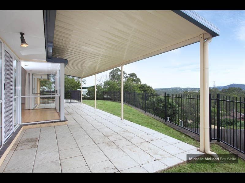 56 Bielby Road, Chapel Hill QLD 4069