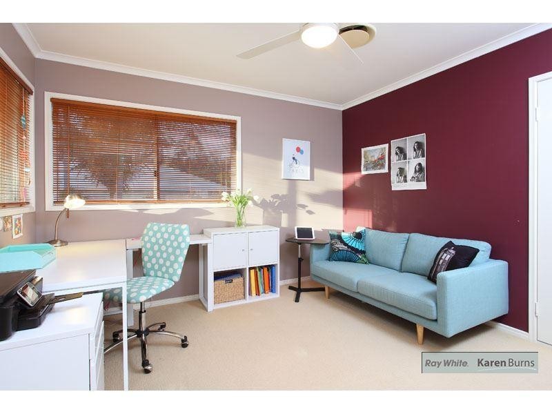 128 Ironbark Road, Chapel Hill QLD 4069