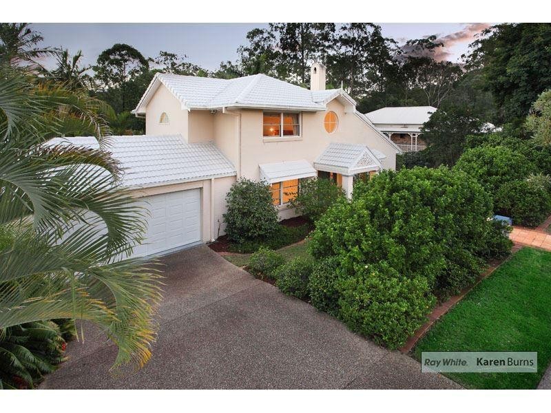 128 Ironbark Road, Chapel Hill QLD 4069