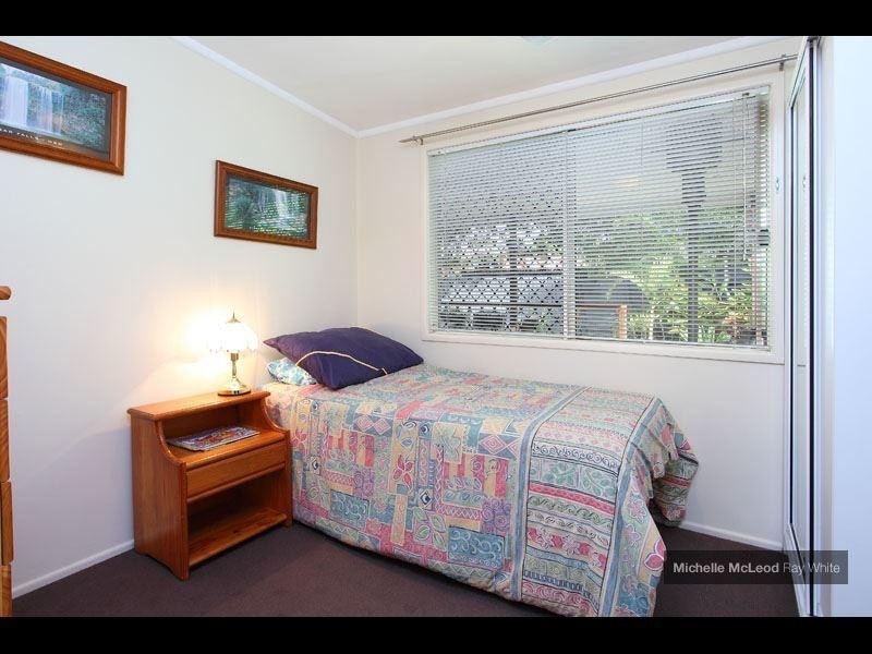 31 Norm Street, Kenmore QLD 4069