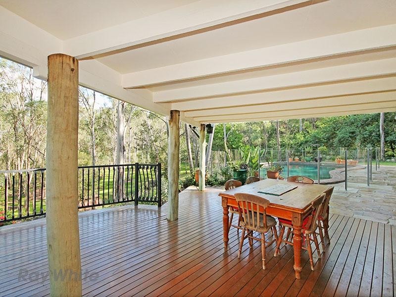 56 Herron Road, Pullenvale QLD 4069